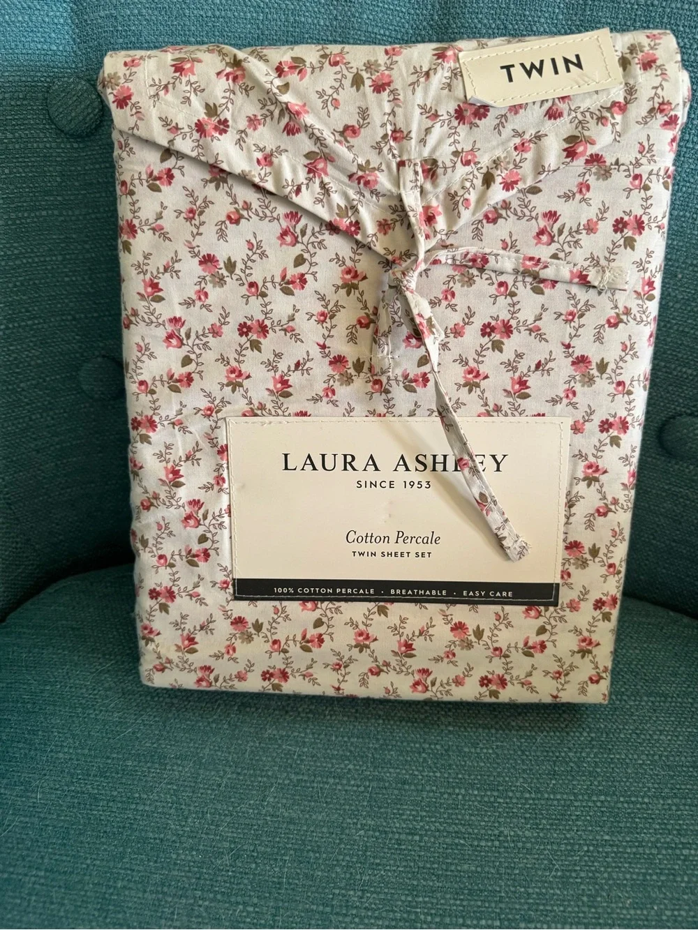 Laura Ashley Red and Pink Floral Cotton Percale Twin Sheet Set NWOT